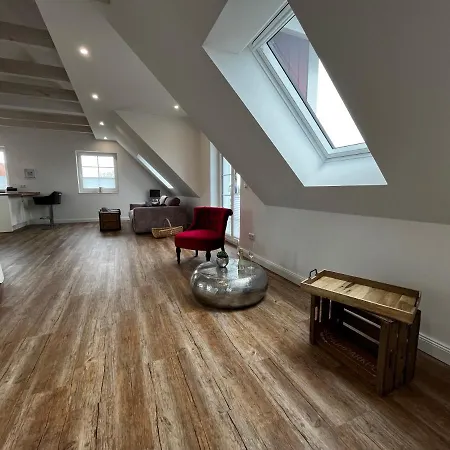 Muggelhuus Das Loft Mit Elbdeichblick Im Alten Land Und Mit Wallbox Twielenfleth Extérieur photo